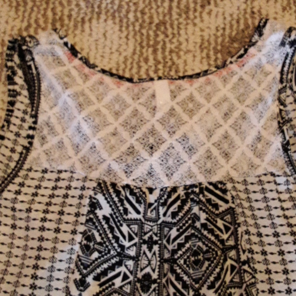 Tank top - Picture 2 of 2